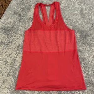 Lululemon tank